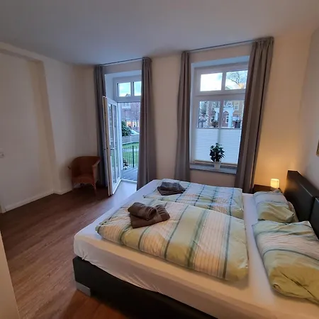 Schoenfeld 1 Papenburg